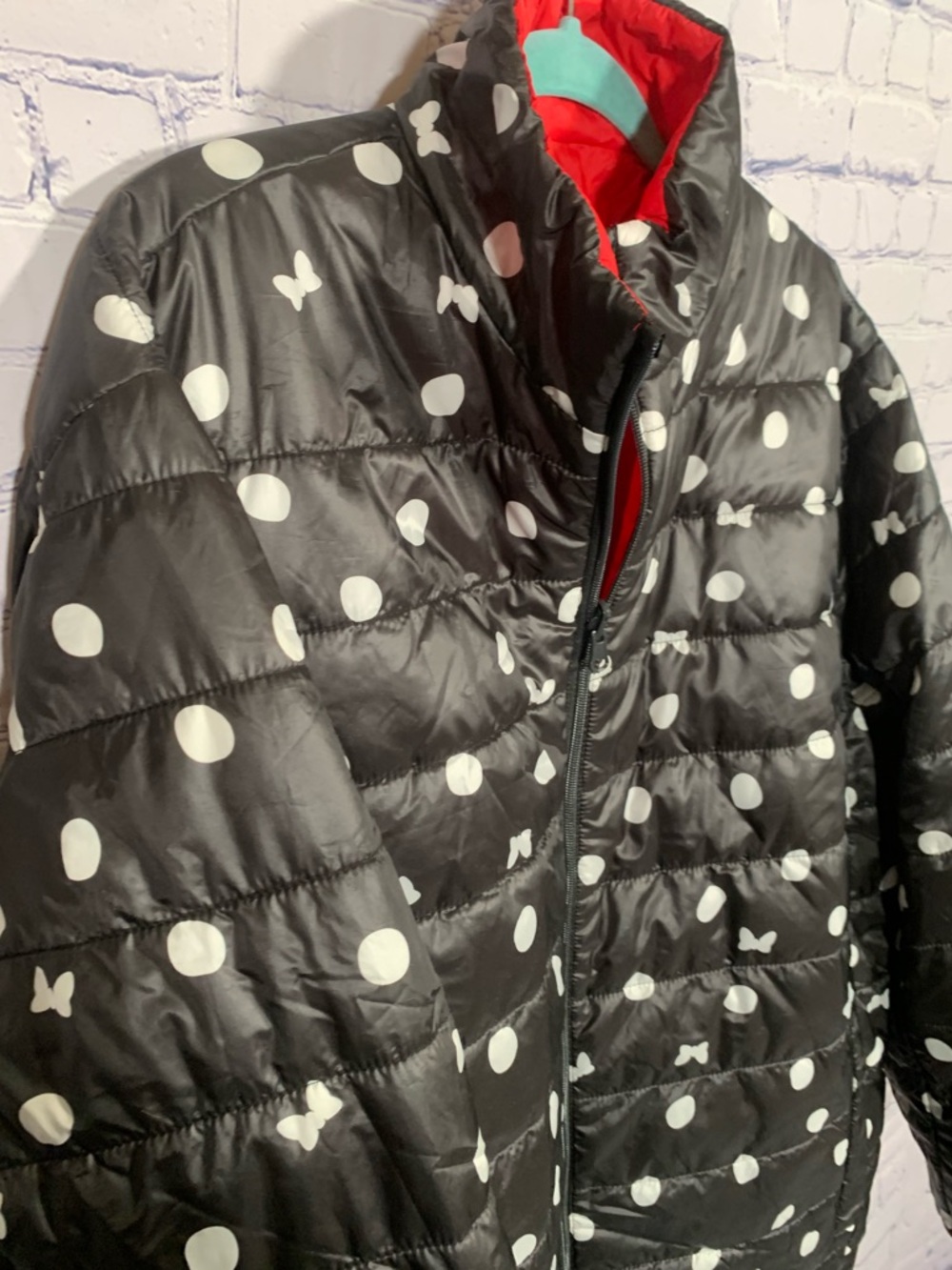 Disney Reversible Puffer Jacket Black & White Mini Mouse Red XL Vacation Casual - Picture 2 of 11